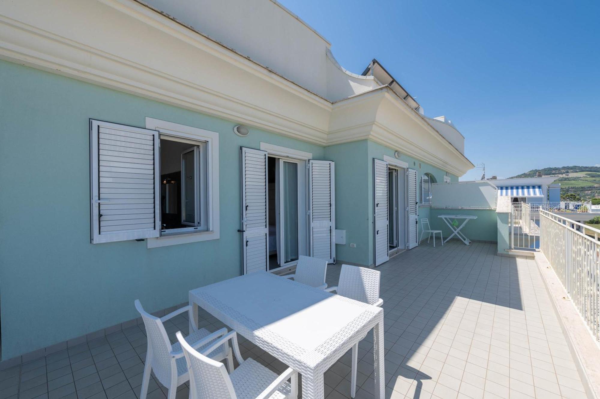 Altomare - Vibra * Villa Rosa Di Martinsicuro